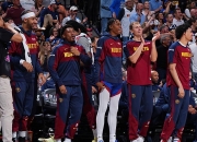 西蒙斯陷入低谷，掘金连败，球队未来可期球队命运悬念！