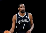 76人官方公布新规，冲击季后赛引发争议，爆发新星球迷热议！的简单介绍