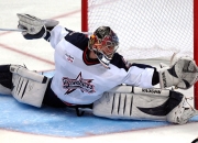 凯恩与80激战加拿大队分钟，持续失利胜负难料！蒂姆焦点对战再创辉煌时刻