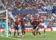 包含阿拉维斯迎战维拉利尔，决胜关键战的词条