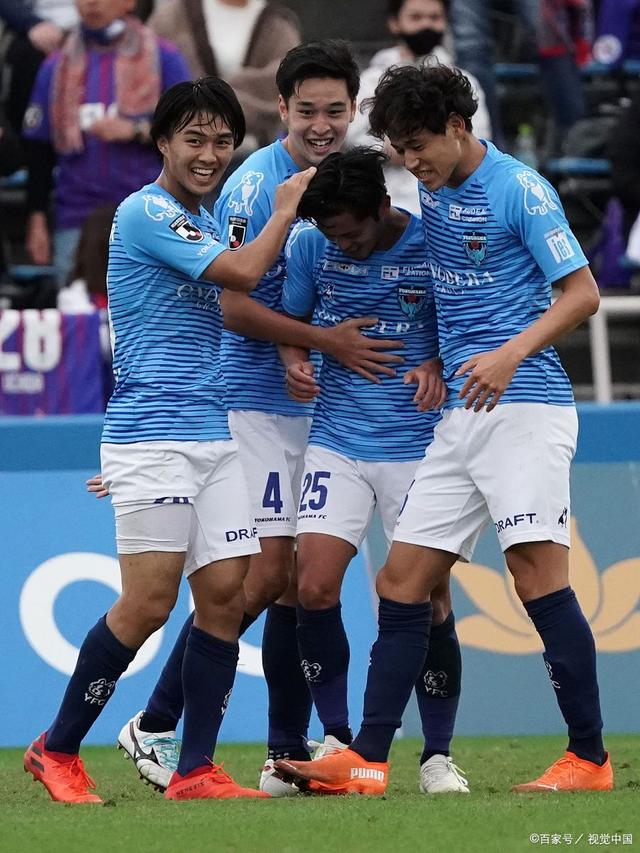  辽宁男篮教练组成员 