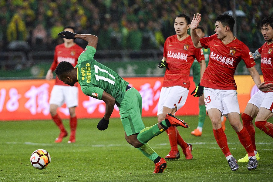  辽宁男篮教练组成员 